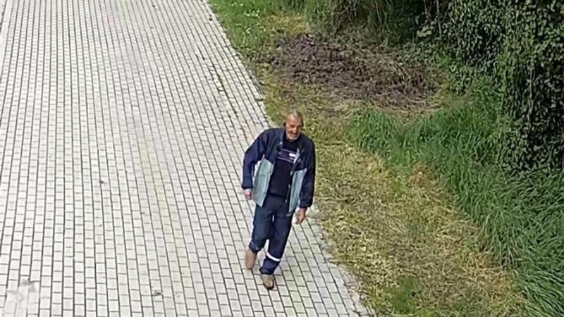 Kaposváron különös esemény zajlott, amikor a helyi Hulk, egy kedvelt figura, fémoszlopokat döntött le. A hatóságok és a Bosszúállók csapata most azon fáradozik, hogy nyomára bukkanjanak ennek a titokzatos karakternek. A város lakói izgatottan figyelik a f