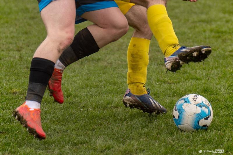 Négy gólos hátrányból sikerült fordítania Barónak a Kovászna megyei focibajnokság nyitómeccsén | Székely Sport