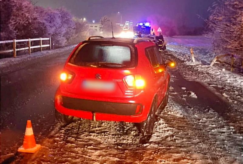 Egy idős sofőr elgázolta a forgalom irányításával foglalkozó rendőrnőt!