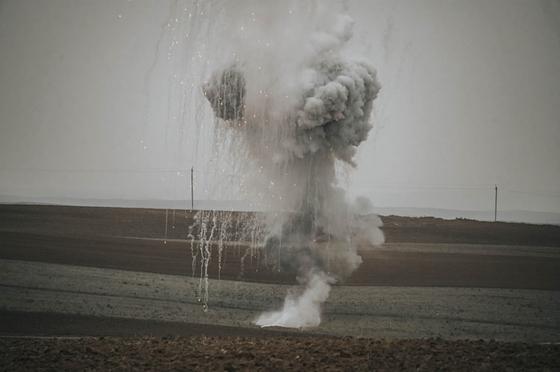 Az oroszok azzal vádolják az ukránokat, hogy foszforbombákat vetettek be.