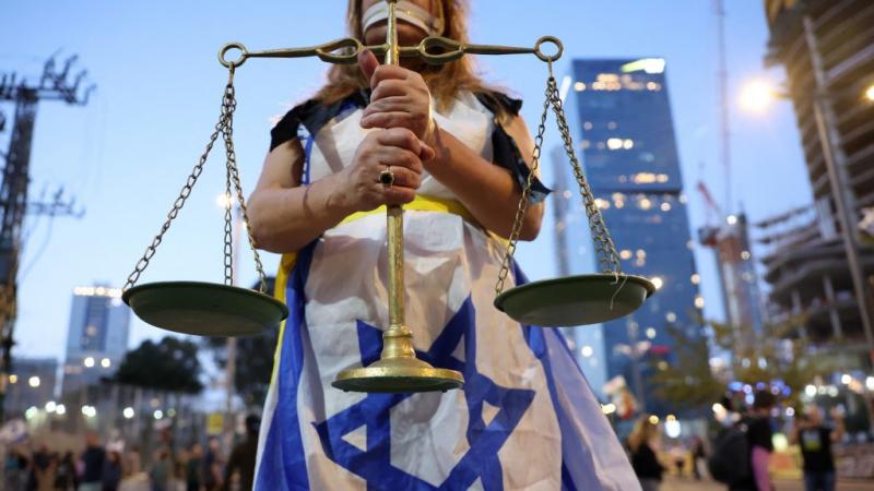 Izrael a következő héten több tízezer tartalékos katona mozgósítását tervezi.
