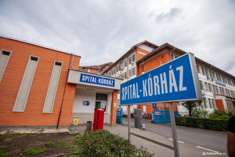 Kilencmillió lejes állami támogatás érkezik a székelyudvarhelyi kórház fejlesztésére, amely jelentős lépés a helyi egészségügyi szolgáltatások javításában. A támogatás célja, hogy modernizálja az intézmény infrastruktúráját és szolgáltatásait, ezzel hozzá