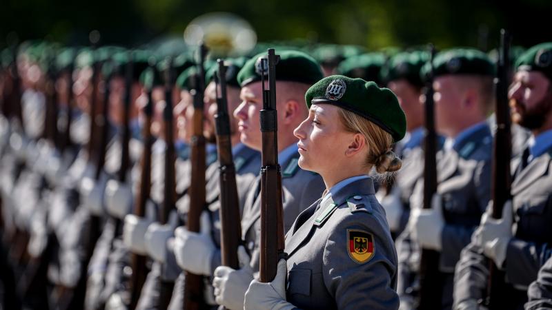Németországot forradalmasíthatja a titokzatos drónok felbukkanása: olyan törvényekhez nyúlnának, amelyek Hitler óta szentnek számítanak.