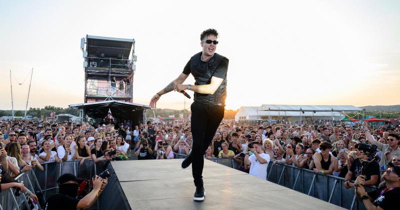 Kábítószer-birtoklás miatt jogi eljárás vette kezdetét T. Danny és párja ellen.