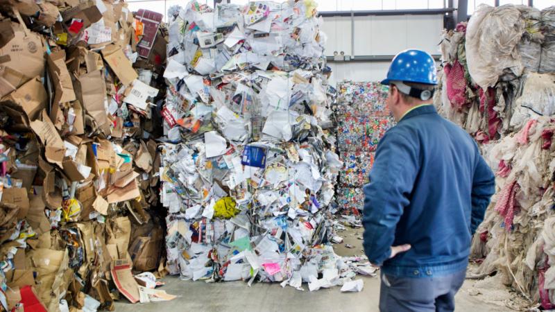 Új fejlemény a minimálbér emelésének kérdésében: a következő évben sem várható jelentős növekedés, ami valószínűleg nem fogja megörvendeztetni a magyar munkavállalókat - Pénzcentrum.