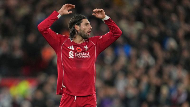 Íme a magyarázat: ezért nem ítélték meg a tizenegyest Szoboszlai lövése után a Liverpool mérkőzésén.