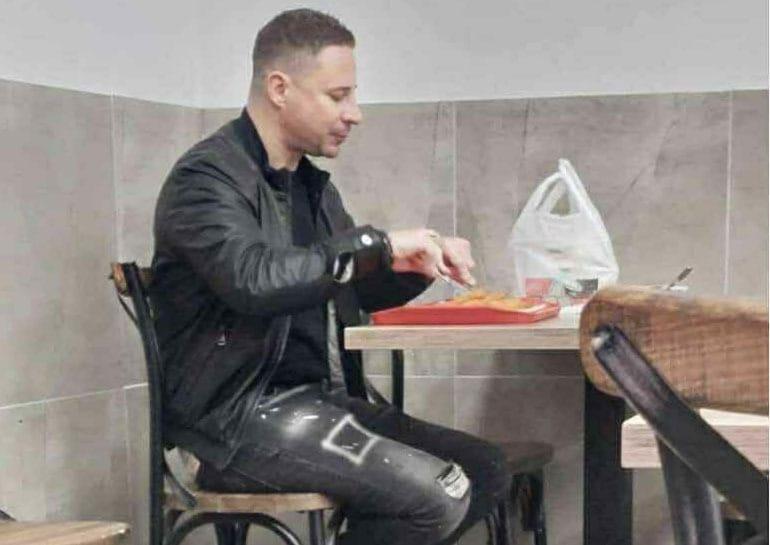 Ezért élvezheti Schadl György az éttermek ízletes fogásait, még akkor is, ha házi őrizetben tartózkodik.