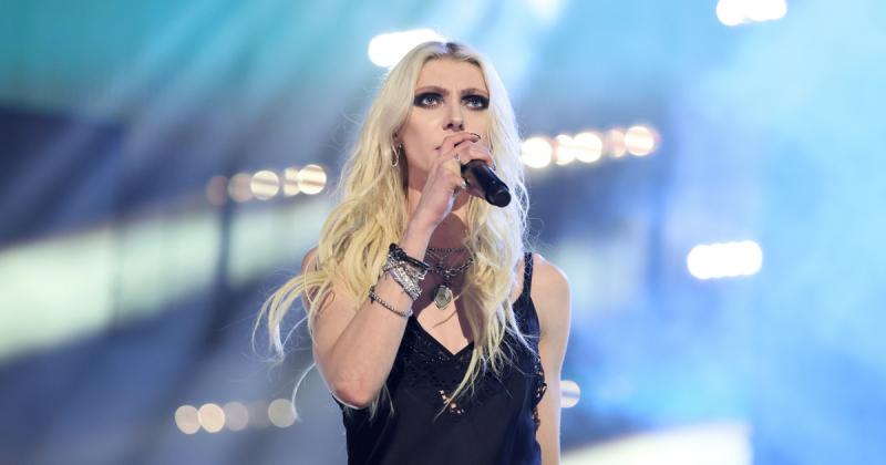 Taylor Momsen már hároméves kora óta a figyelem középpontjában áll, de most újra felkeltette a bulvár világának érdeklődését, mintha csak a pokol mélyéből emelkedett volna fel.