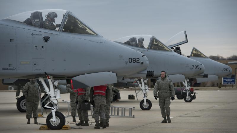 Amerika már gőzerővel készül a legfőbb ellenféllel való összecsapásra: aggasztja őket a lehetőség, hogy teljesen elzárják a bázisaik elérhetőségét.